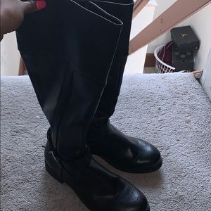 Black Leather Boots
